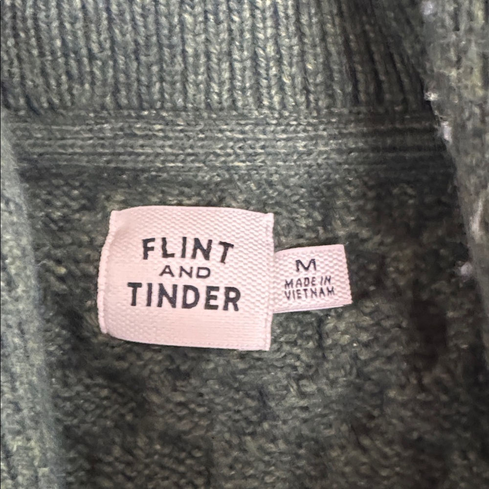 Flint & Tinder Men’s Aran Cable Knit Cardigan Sweater size medium heather pine - Picture 4 of 11